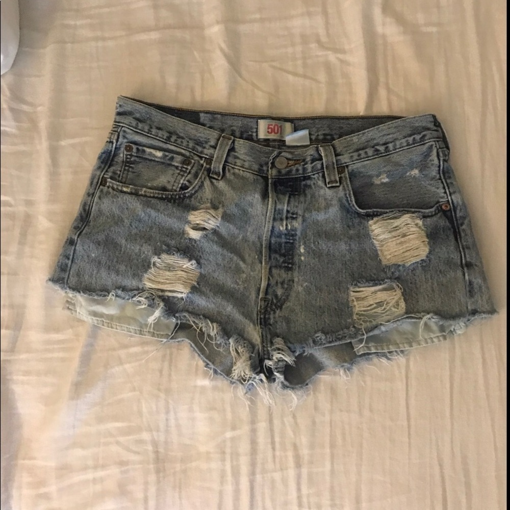 High Waisted Levi Shorts